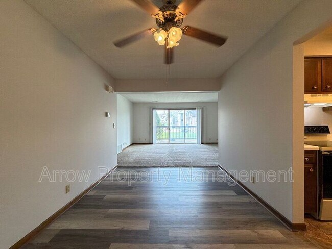 Building Photo - 3831 S 46th St