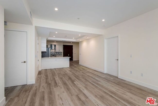 Building Photo - 1237 S Holt Ave