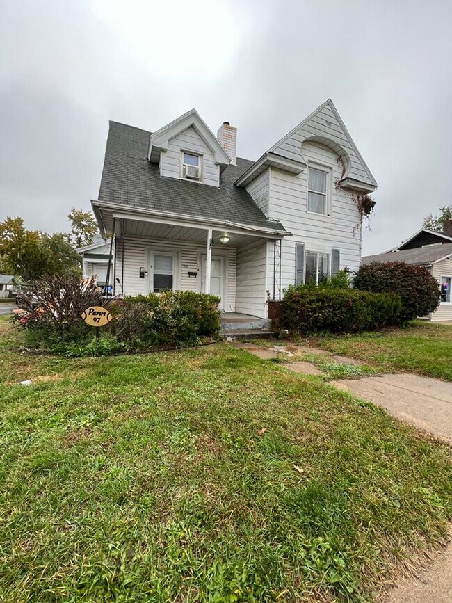 2701 Mishawaka Ave Apartment C 2701 E Mishawaka Ave South Bend IN