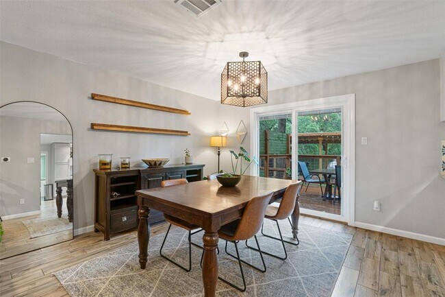 Building Photo - 8913 Coastal Dr