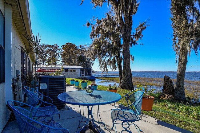 Building Photo - 2225 Cypress Ct