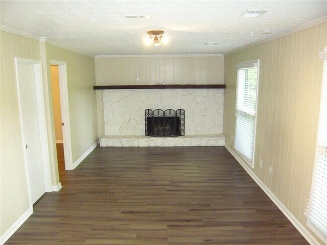 Building Photo - 101 Wills Ln