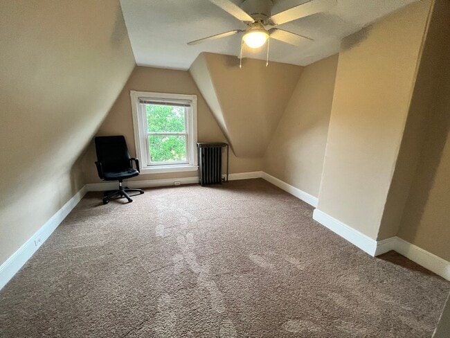 Building Photo - Modern 3-Bedroom Apartment in the Heart of Conshohocken | $2,400/Month