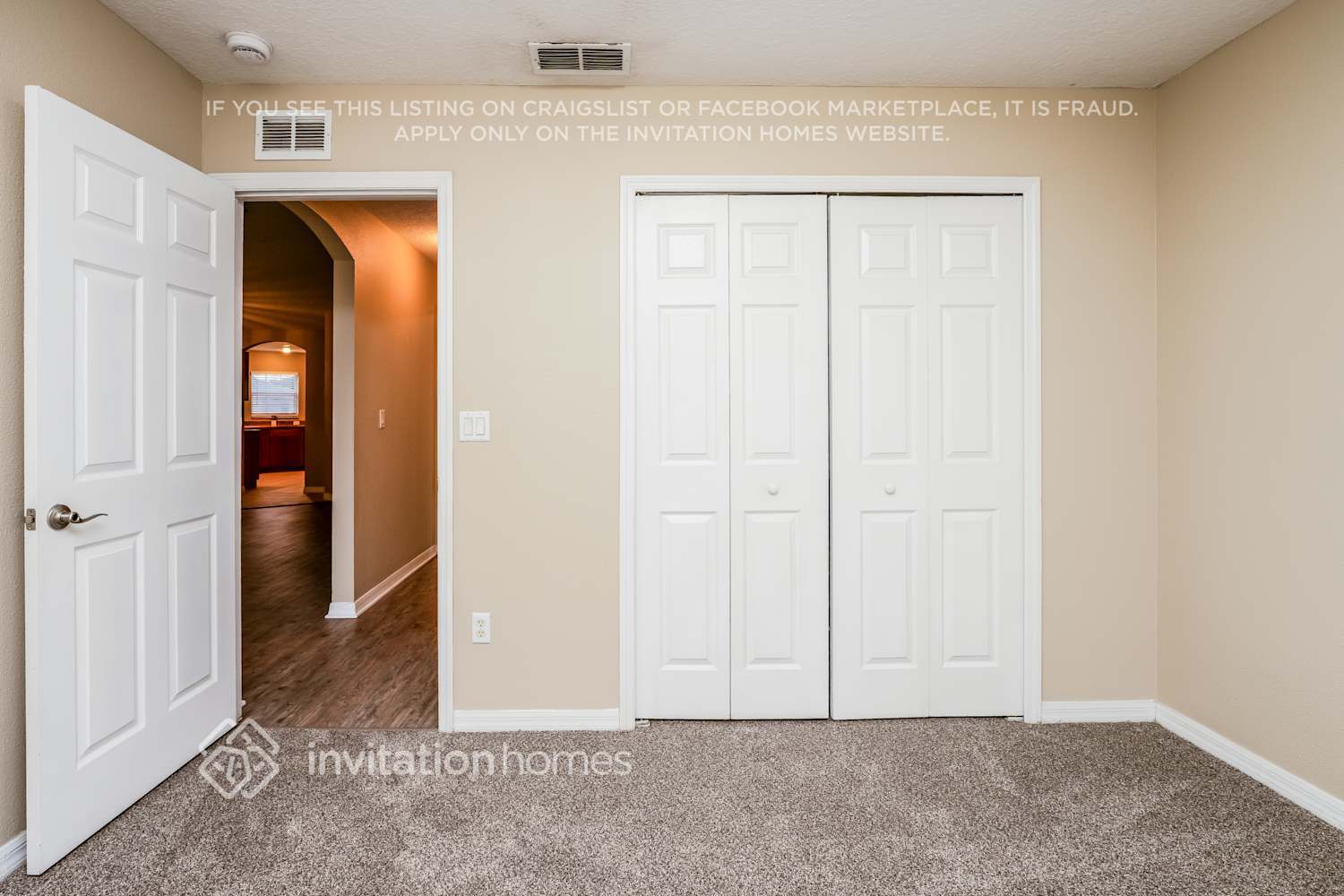 Building Photo - 2440 Oak Mill Dr