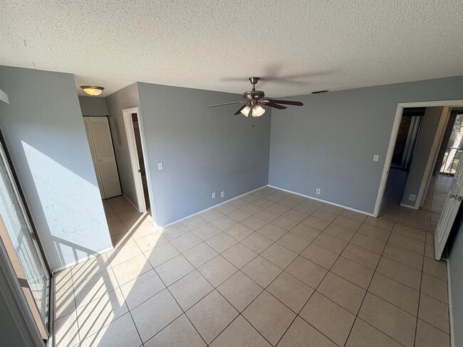 Building Photo - 429 Sheoah Blvd