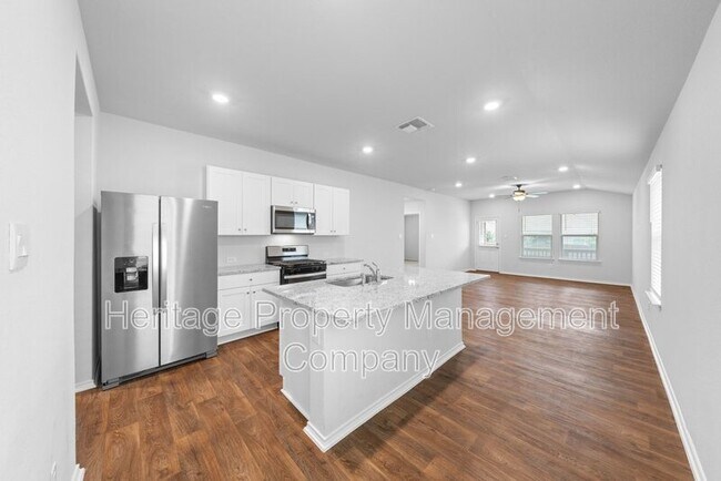 Building Photo - 4522 Meerkat Dr