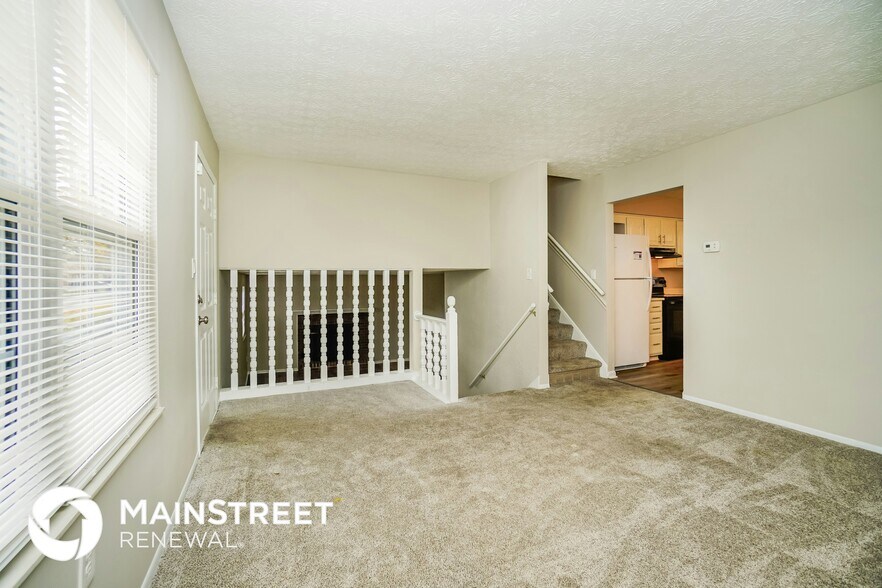 Building Photo - 2871 Yankee Doodle Dr