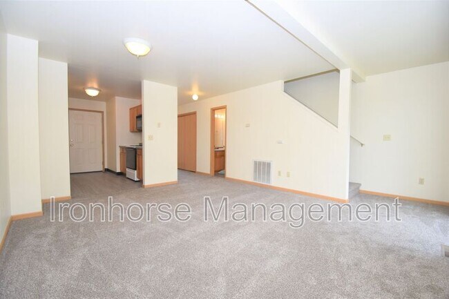 Building Photo - 2411 Wheeler Dr