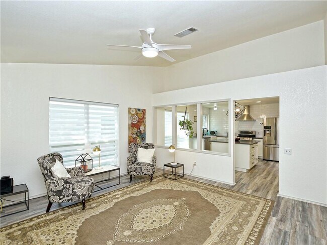 Building Photo - 1107 Hatteras Dr