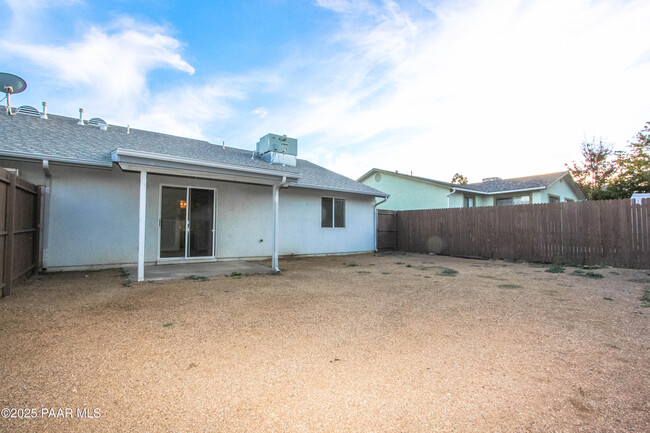 Building Photo - 7212 E Burro Ln