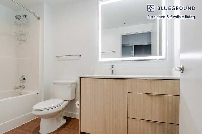 Building Photo - 8709 161st Avenue Northeast