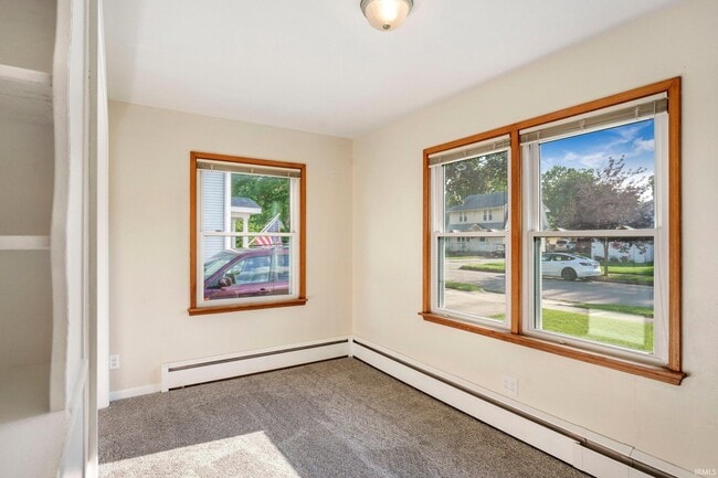 Building Photo - 128 Manor Ave