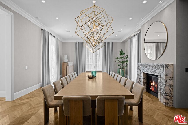 Building Photo - 616 N Alpine Dr