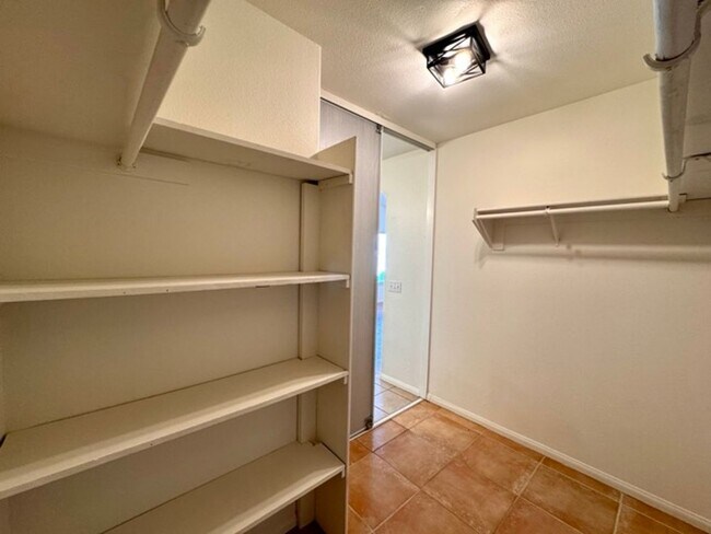 Building Photo - For a limited time only, enjoy 15 DAYS FREE RENT when you lease today! Charming 3 bedroom 2 Bathr...