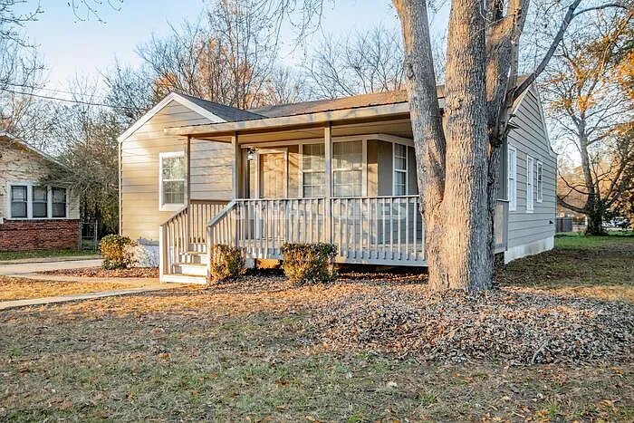 Primary Photo - 760 Hopkins Dr