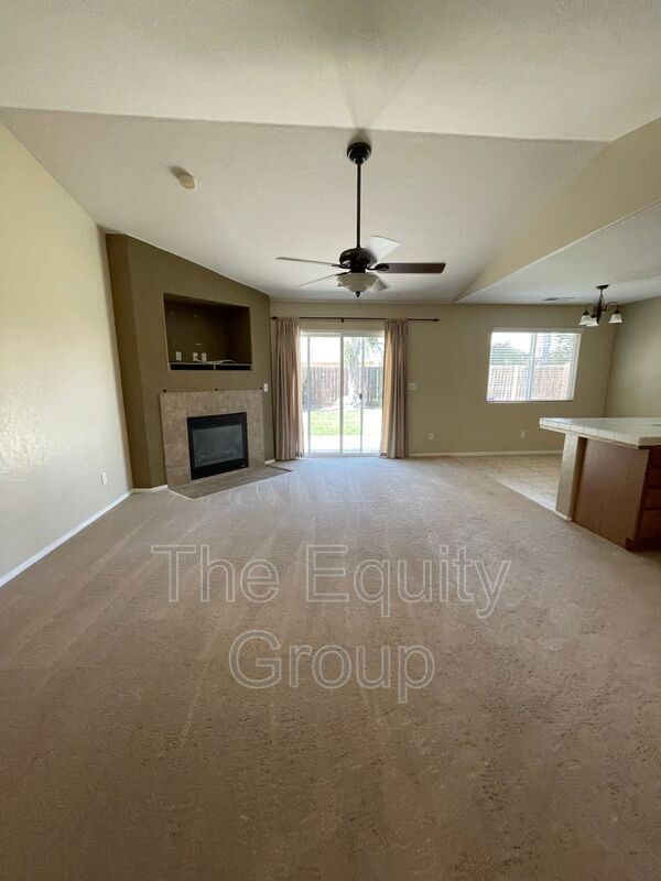 Building Photo - 2844 W Payson Ct