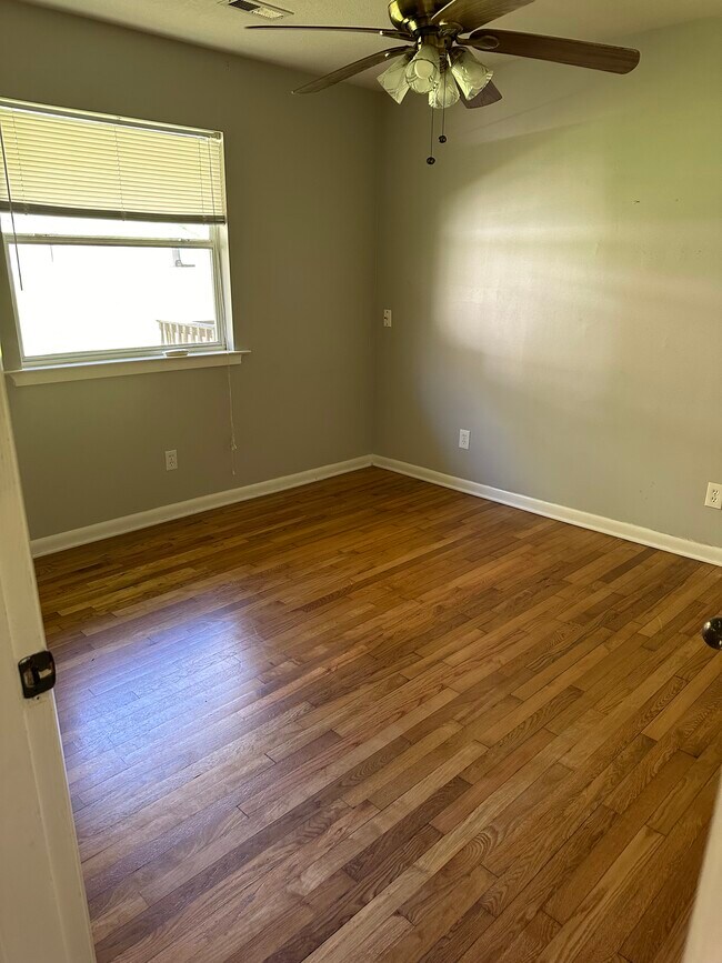 Building Photo - 5730 Old Dayton Pike