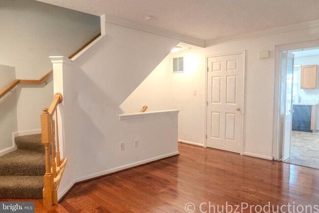 Building Photo - 8316 Widgeon Pl