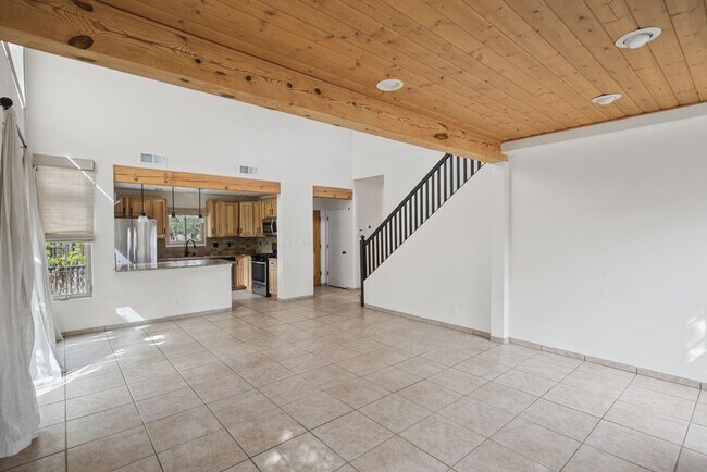 Building Photo - 4184 New Moon Cir