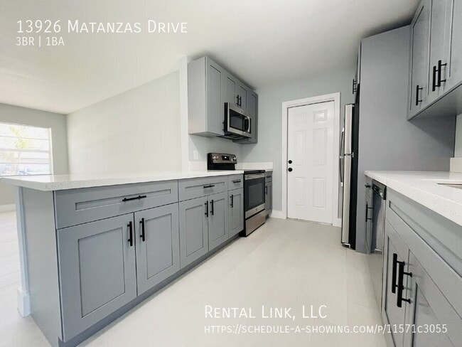 Building Photo - 13926 Matanzas Dr