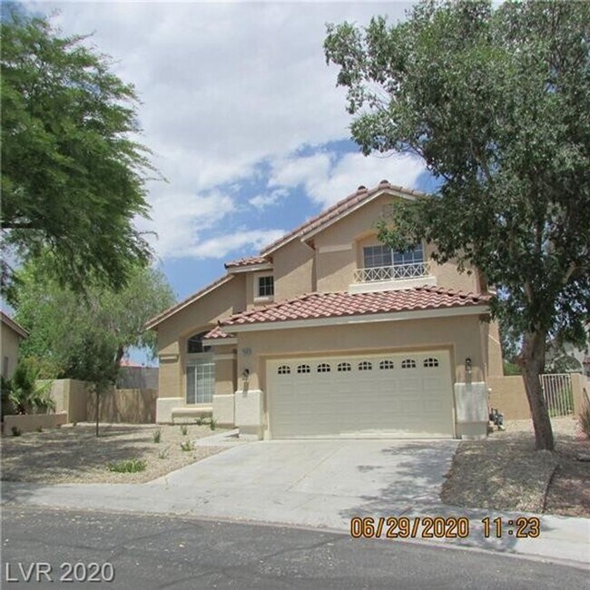 Building Photo - Beautiful 3 Bedroom/2.5 Baths in Summerlin
