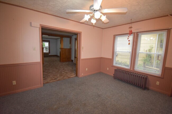 Building Photo - Large Home in Loganton with 1 Car Garage!