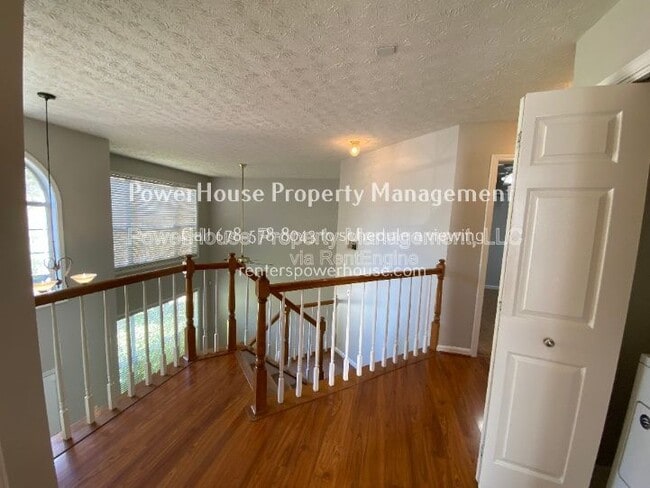 Building Photo - 605 Suwanee Lakes Cir NW