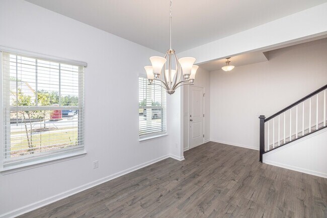 Building Photo - 4 Bedroom Home - Stonebridge Fairways - AV...