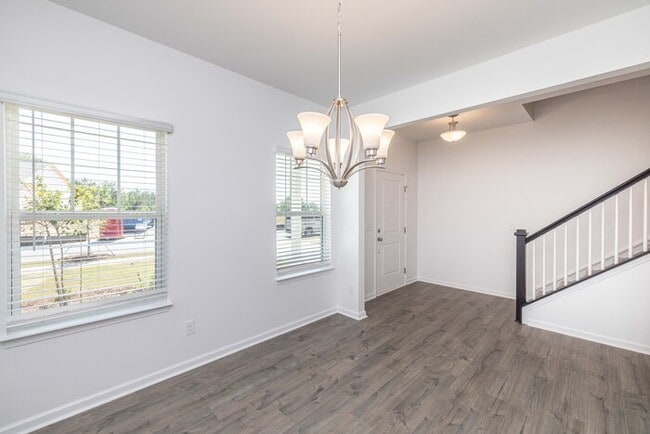 Building Photo - 4BD/2.5 House in the Stonebridge Fairways Community - AVAILABLE MAY 2026