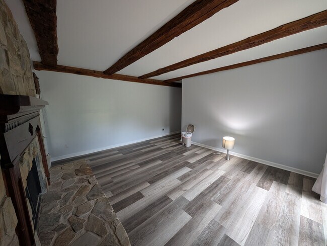 Building Photo - Room in Single Family Home on Ranson Rd