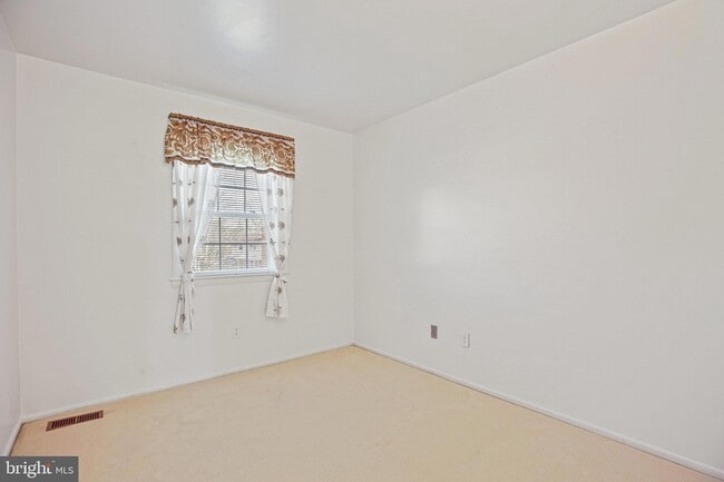 Building Photo - 6106 Rivanna Dr