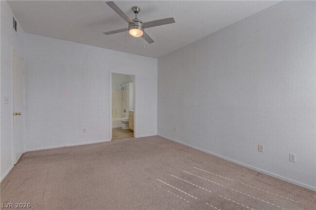Building Photo - 8250 N Grand Canyon Dr