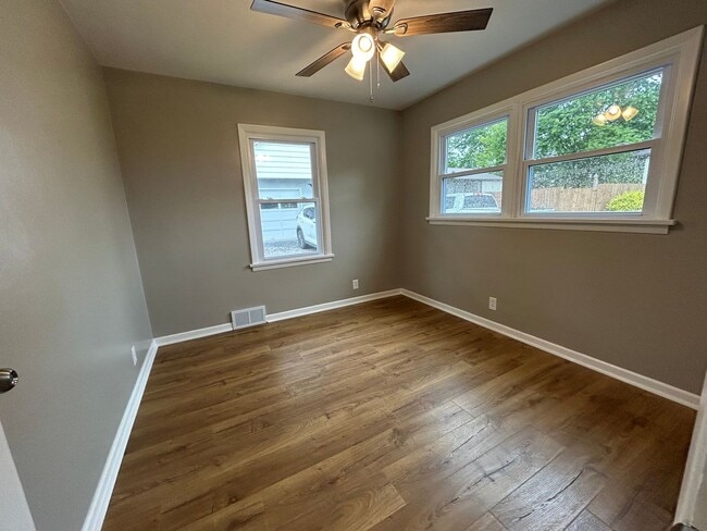 Building Photo - Newly Renovated Three Bedroom Home with Th...