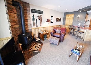 Building Photo - Winter Seasonal Rental- Lake Dillon Condos 108