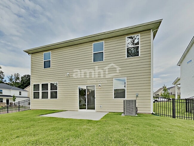 Building Photo - 175 Havenbrook Dr