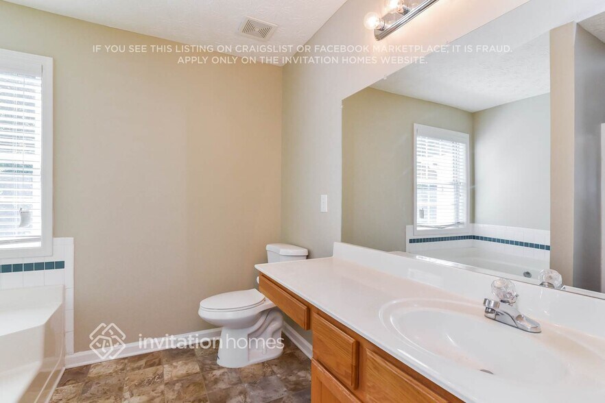 Building Photo - 1652 Tunbridge Ln
