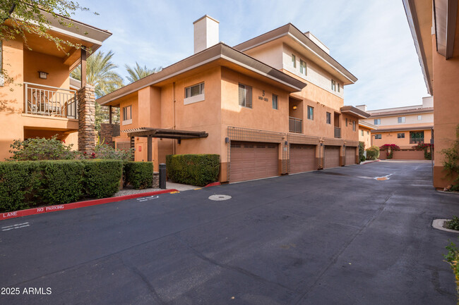 Building Photo - 6940 E Cochise Rd