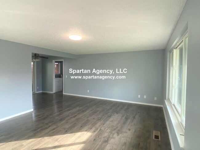 Building Photo - 1307 23rd St NW