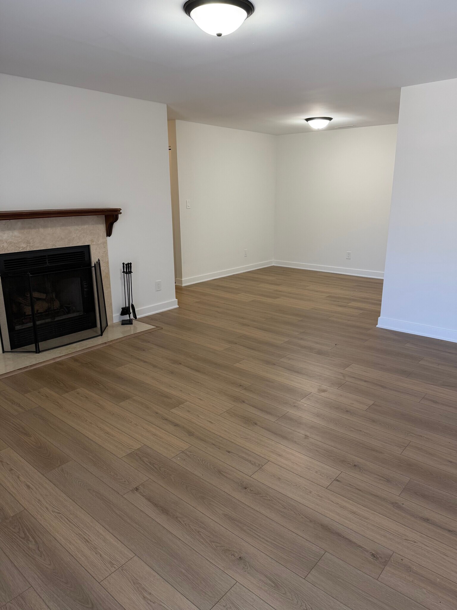 Building Photo - 9621 Merrillville Rd