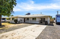 Building Photo - 2558 N 40th St