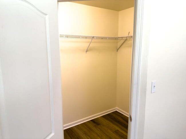 Building Photo - 162 Lindfield Cir