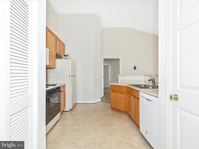 Building Photo - 501 Patton Cir