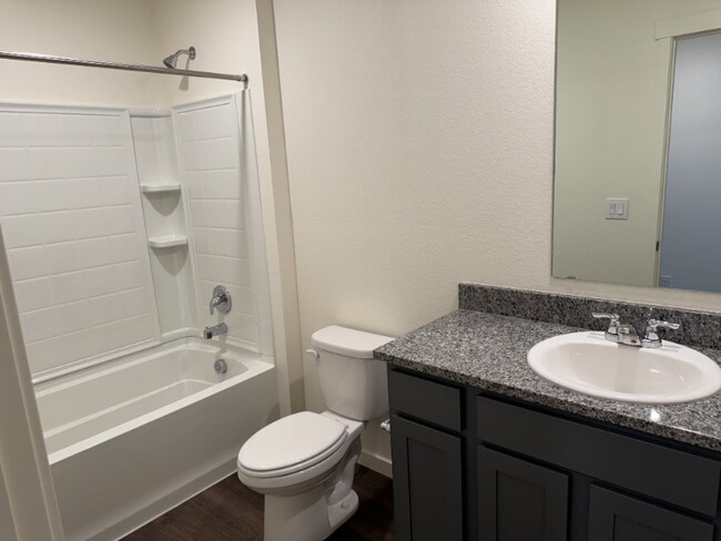 Building Photo - 6054 Holstein Dr