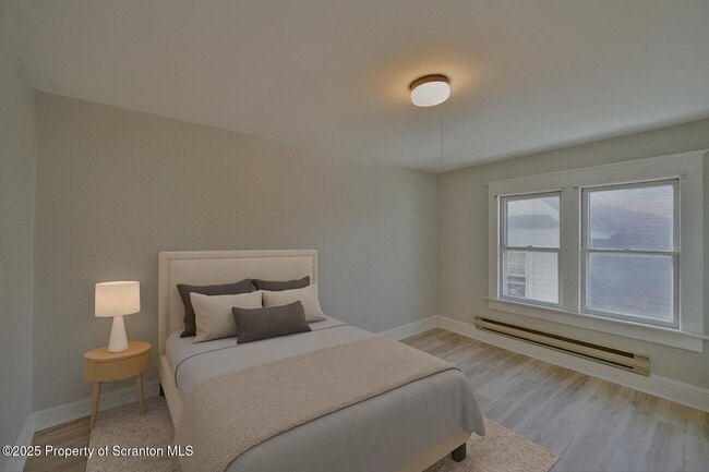 Building Photo - 2211 Brown Ave