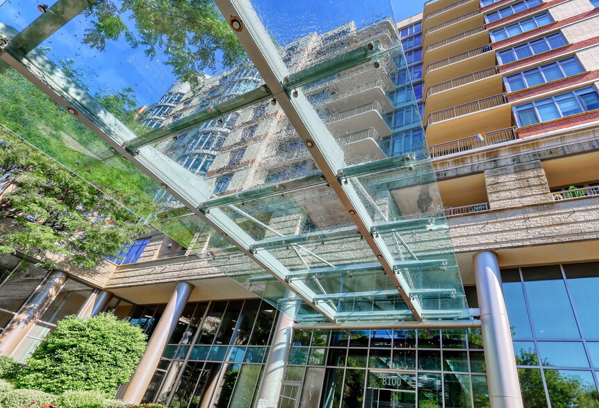 Building Photo - 8100 River Rd