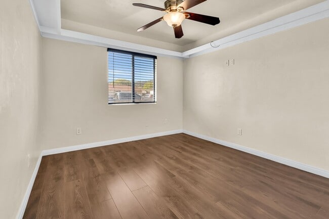 Building Photo - Patricia Lane