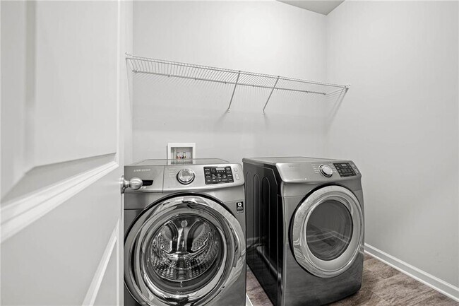 Building Photo - 2502 Pearl Rdg Trce