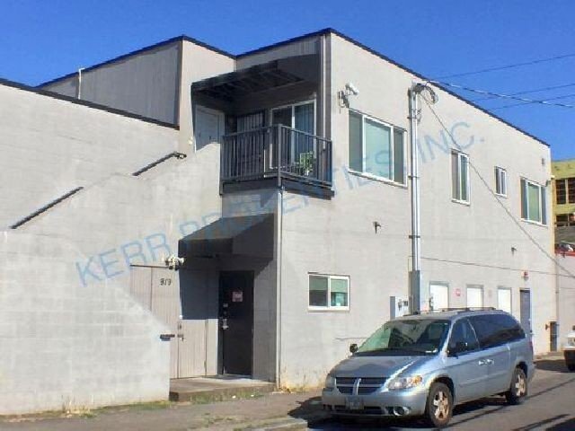 Building Photo - 919 SE 44th Ave