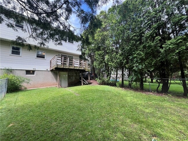 Building Photo - 645 Sunflower Dr