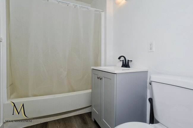 Building Photo - 98-100 Prospect St